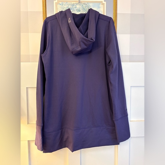 Cozy Purple Hoodie with Zip Closure - Picture 2 of 6